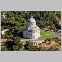 Todi, Santa Maria della Consolazione, Foto Luigi Galletti, Wikipedia.jpg